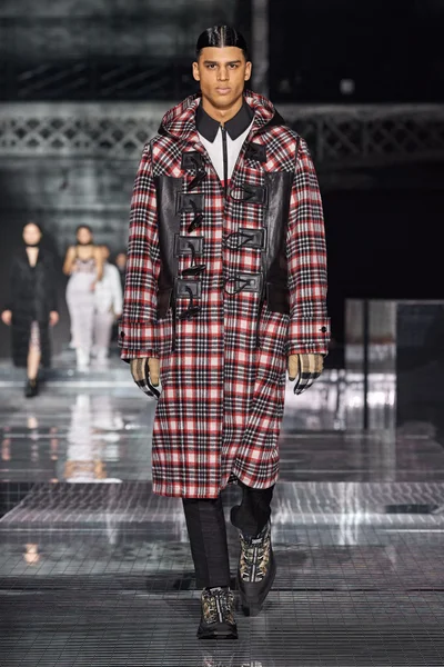 Look 68
